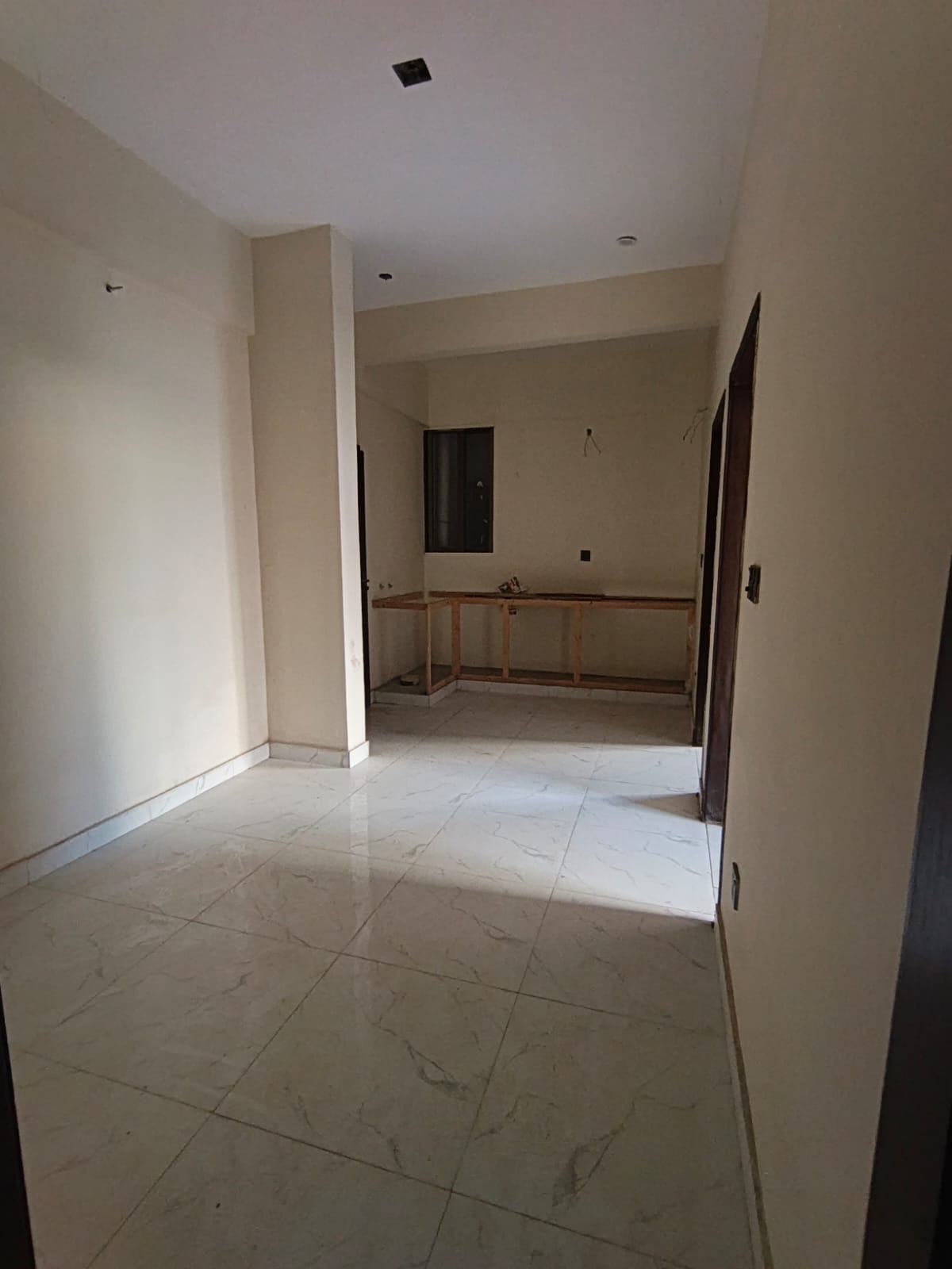 3 Bed Lounge Apartment for Sale on Tariq Road - Image 8