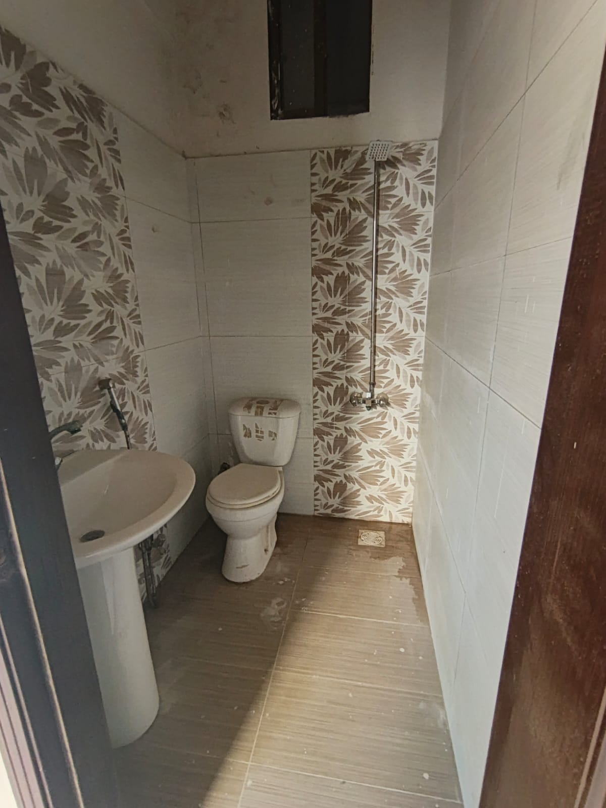 3 Bed Lounge Apartment for Sale on Tariq Road - Image 14
